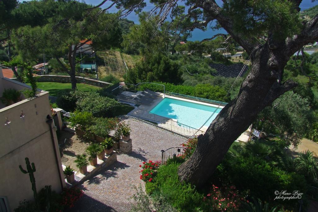 Uliveto Saglietto Agriturismo A Poggi Apartments Imperia Exterior photo