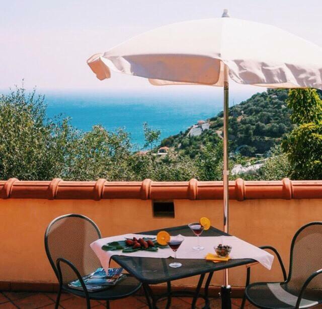 Uliveto Saglietto Agriturismo A Poggi Apartments Imperia Exterior photo